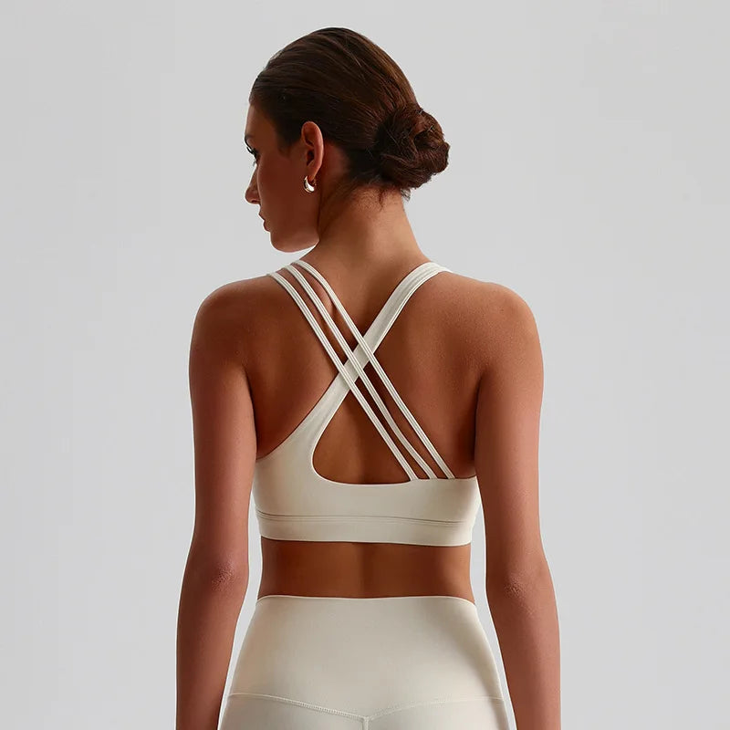 Vela Performance Bra