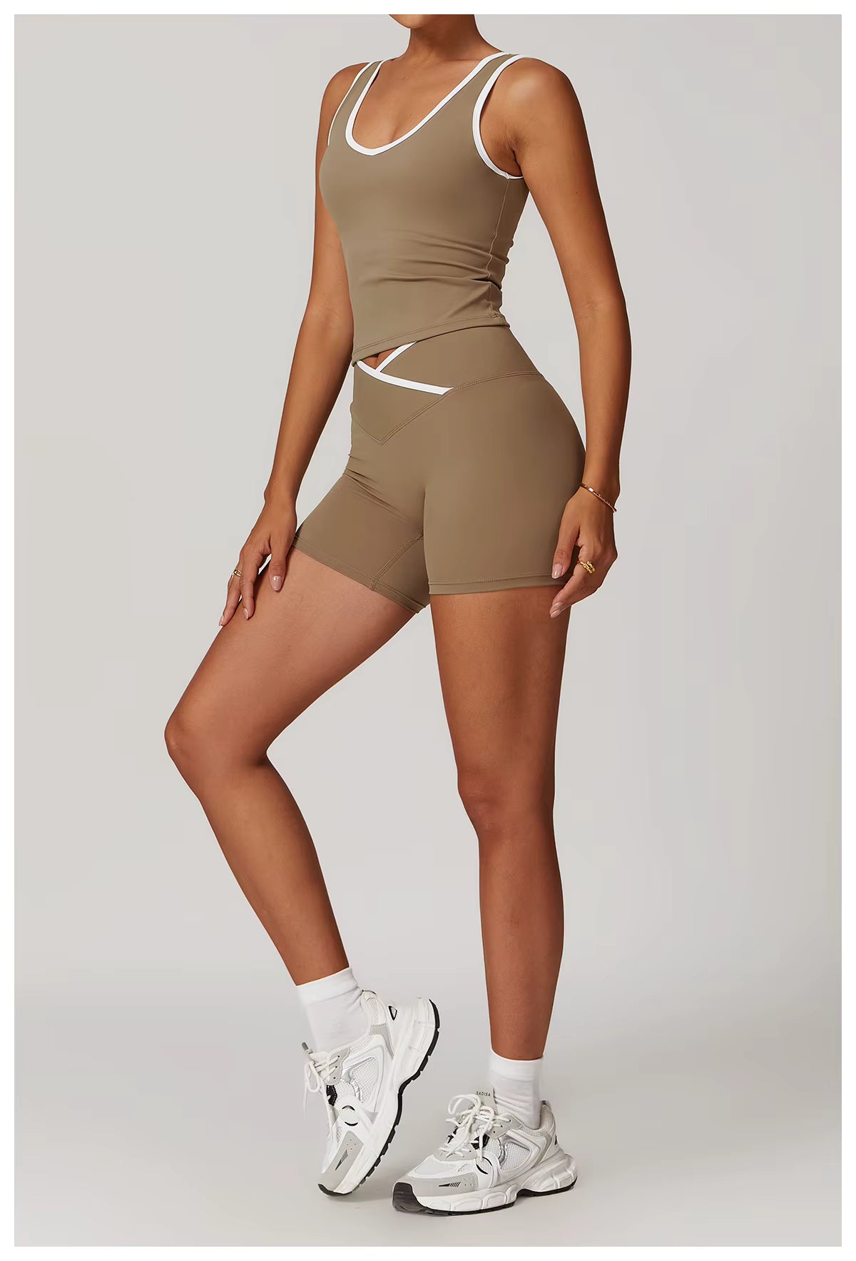 Véra Balance Set