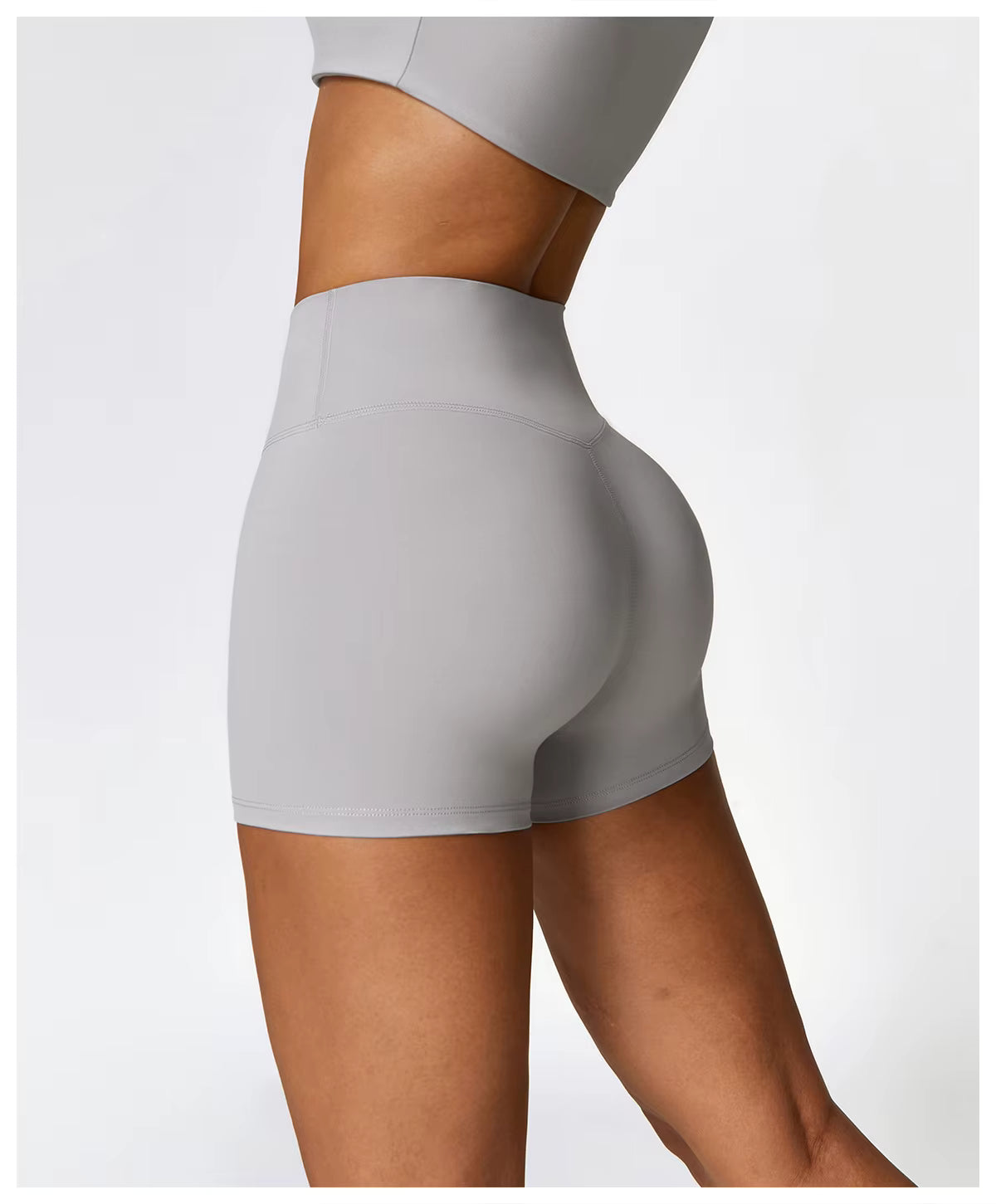 Aloré Signature Seamless Shorts