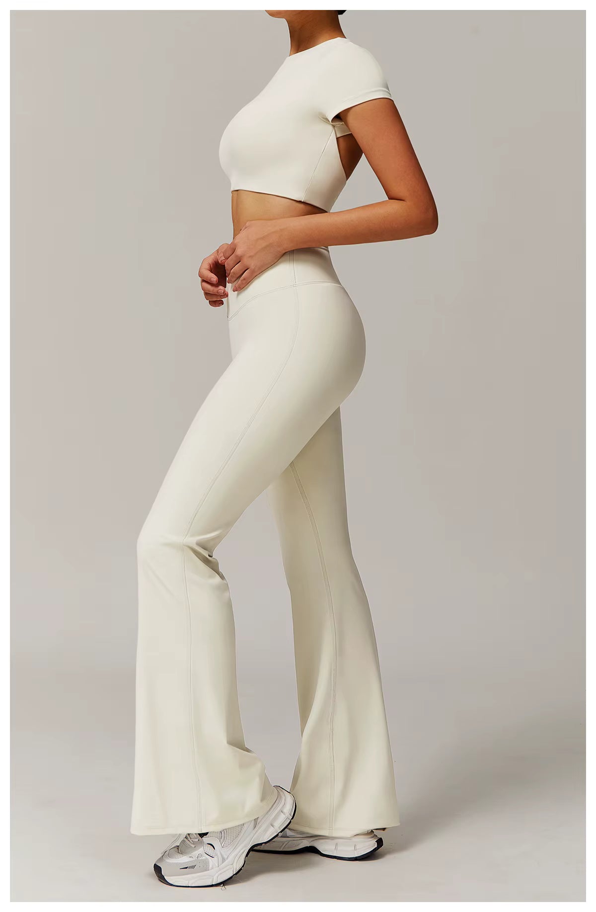 Lunéa Flare Leggings