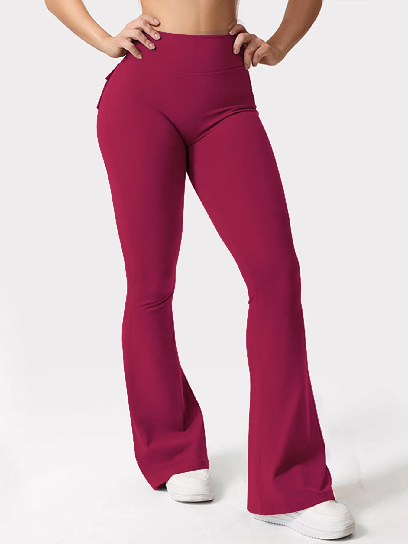 Performance Contour Flared Leggings