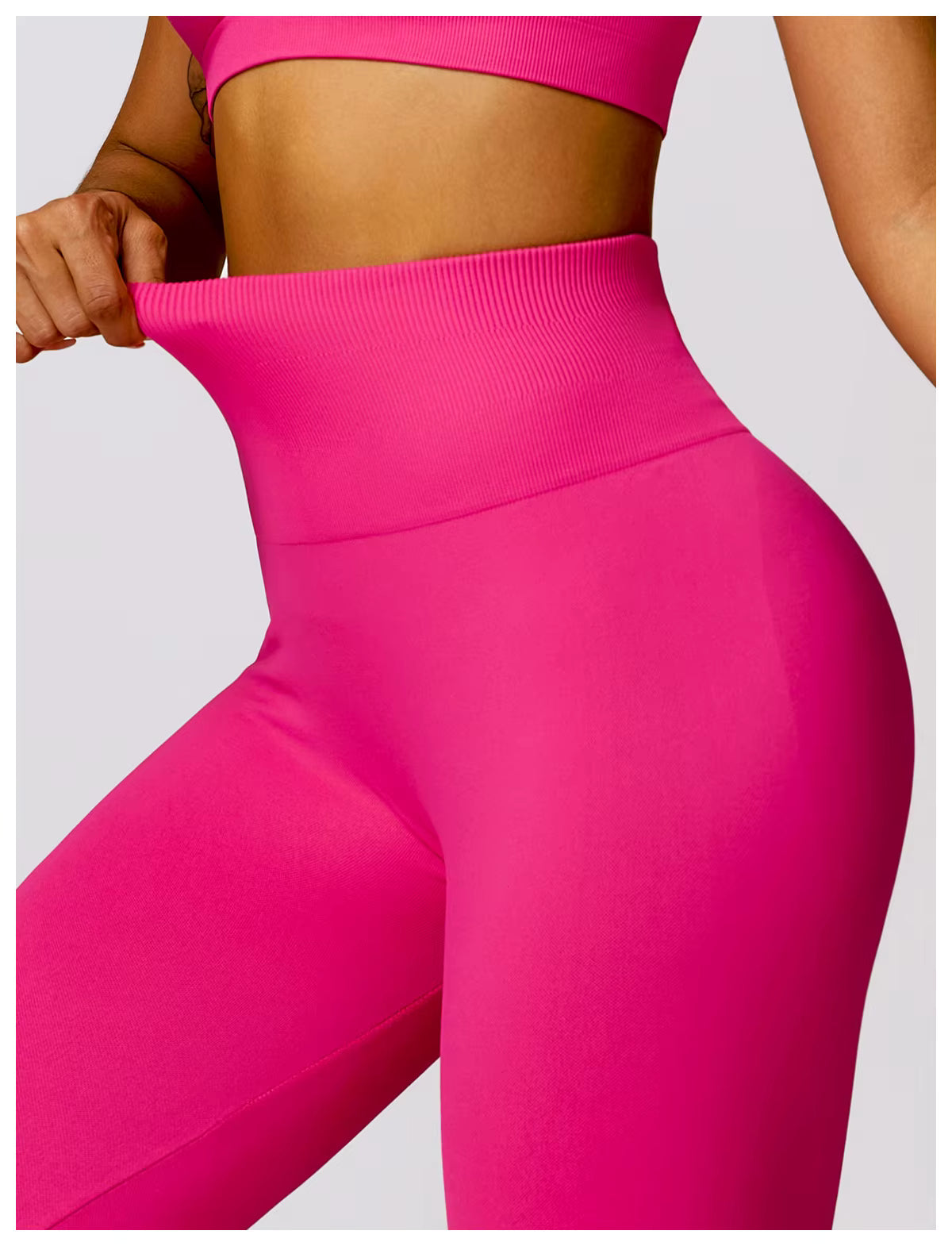 Signature Contour Leggings